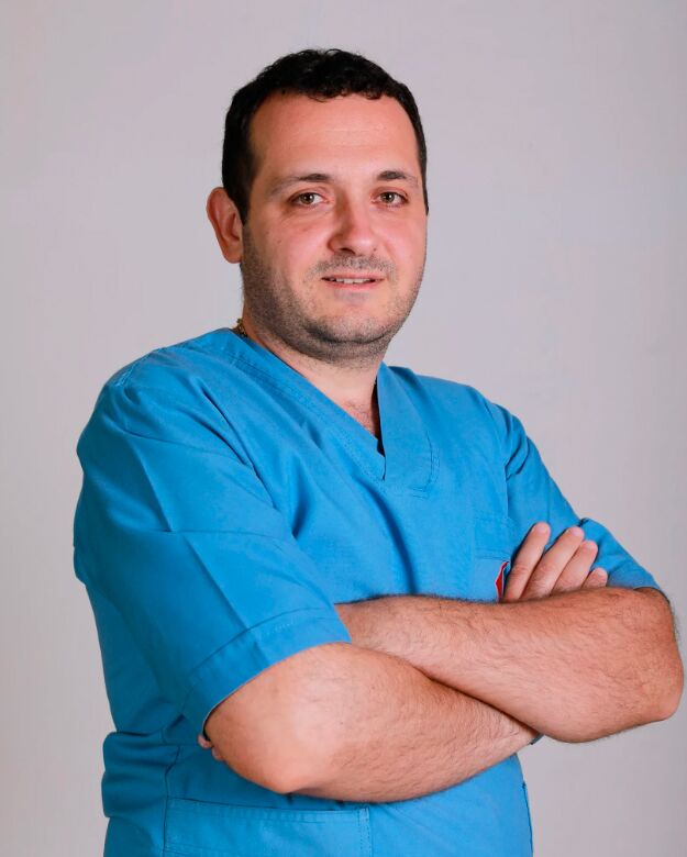 doktor romatolog Ahmet